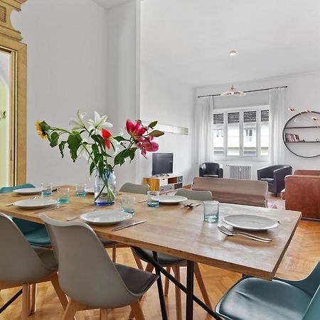 Roomy Apartment Duomo & San Babila Милан Экстерьер фото