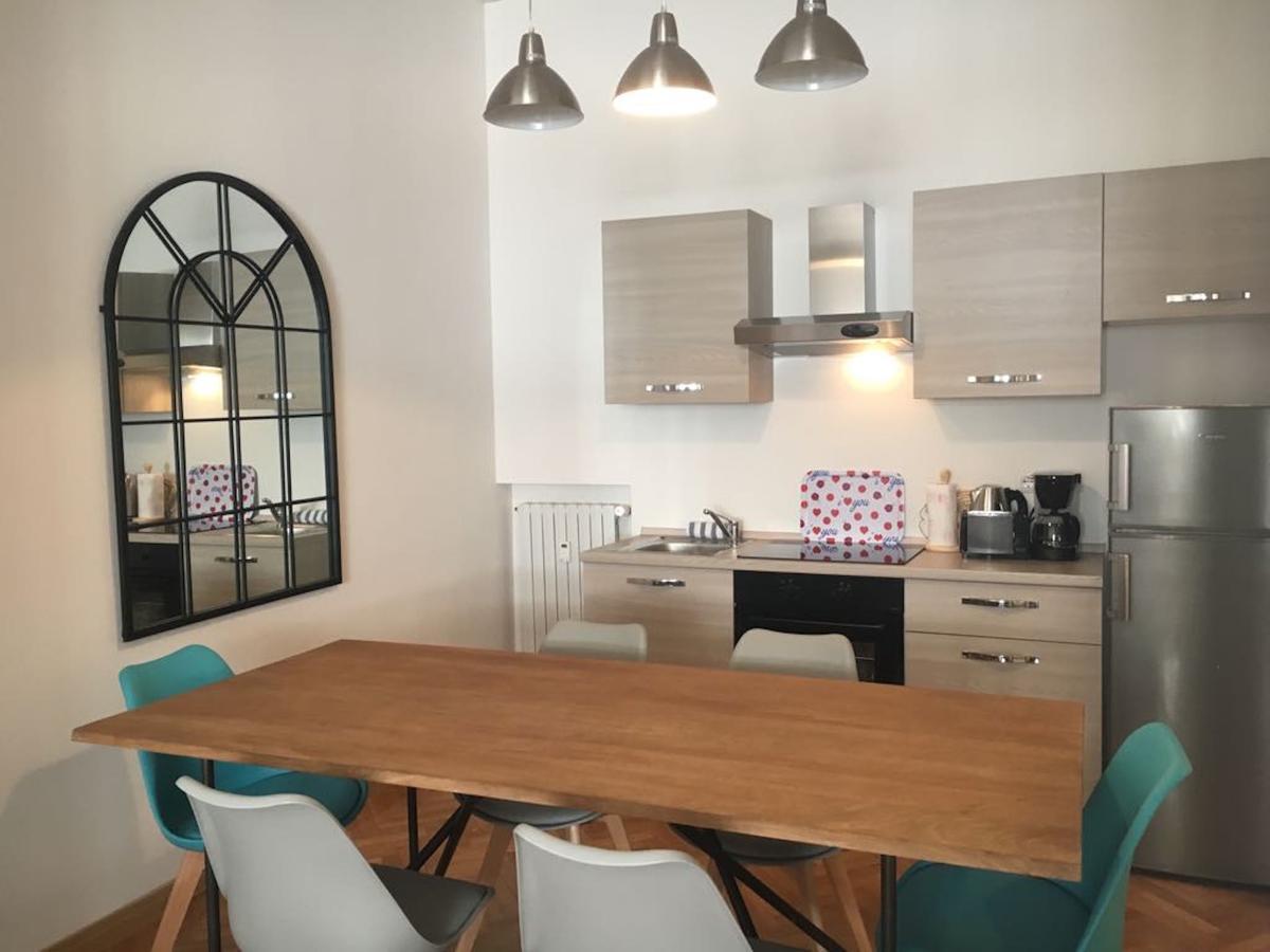 Roomy Apartment Duomo & San Babila Милан Экстерьер фото